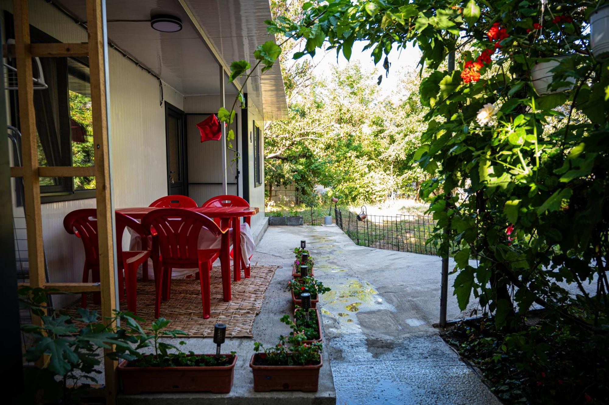 Hotel Casa La Dinamo Două Mai Exterior foto