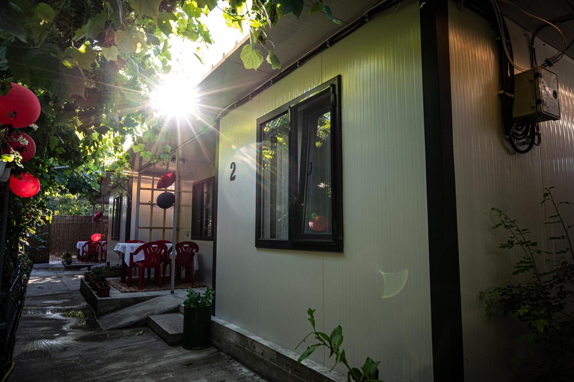 Hotel Casa La Dinamo Două Mai Exterior foto